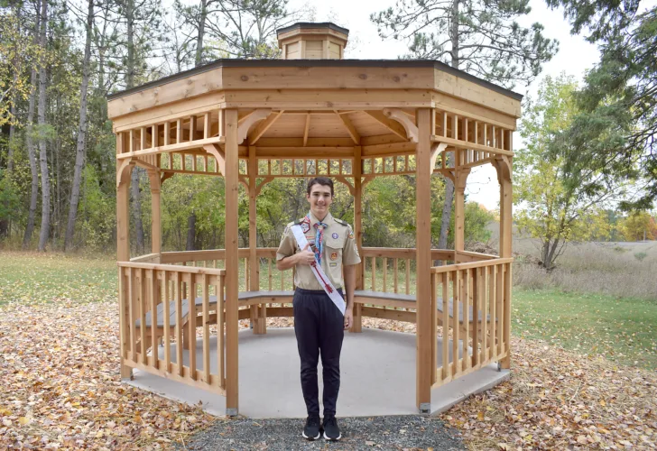 Teen builds gazebo at Norway Spring as Eagle Scout project